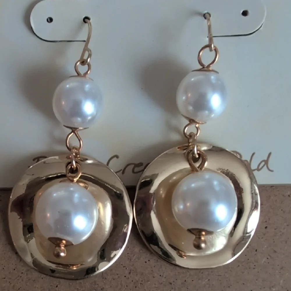 Erica Lyons Gold and White Pearl Drop Earrings